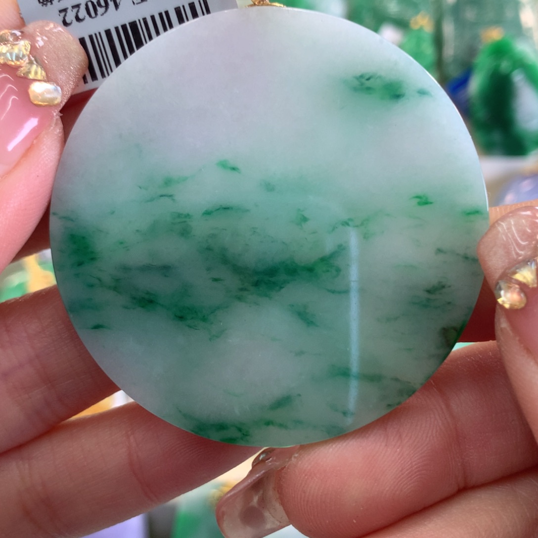 翡翠吊坠(不含链)18K金镶嵌