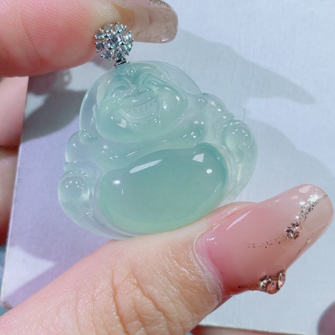 翡翠颈饰18K金镶嵌佛公