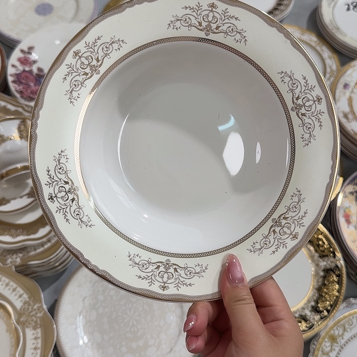 静***！瓷8.5英寸金边草帽盘8个
