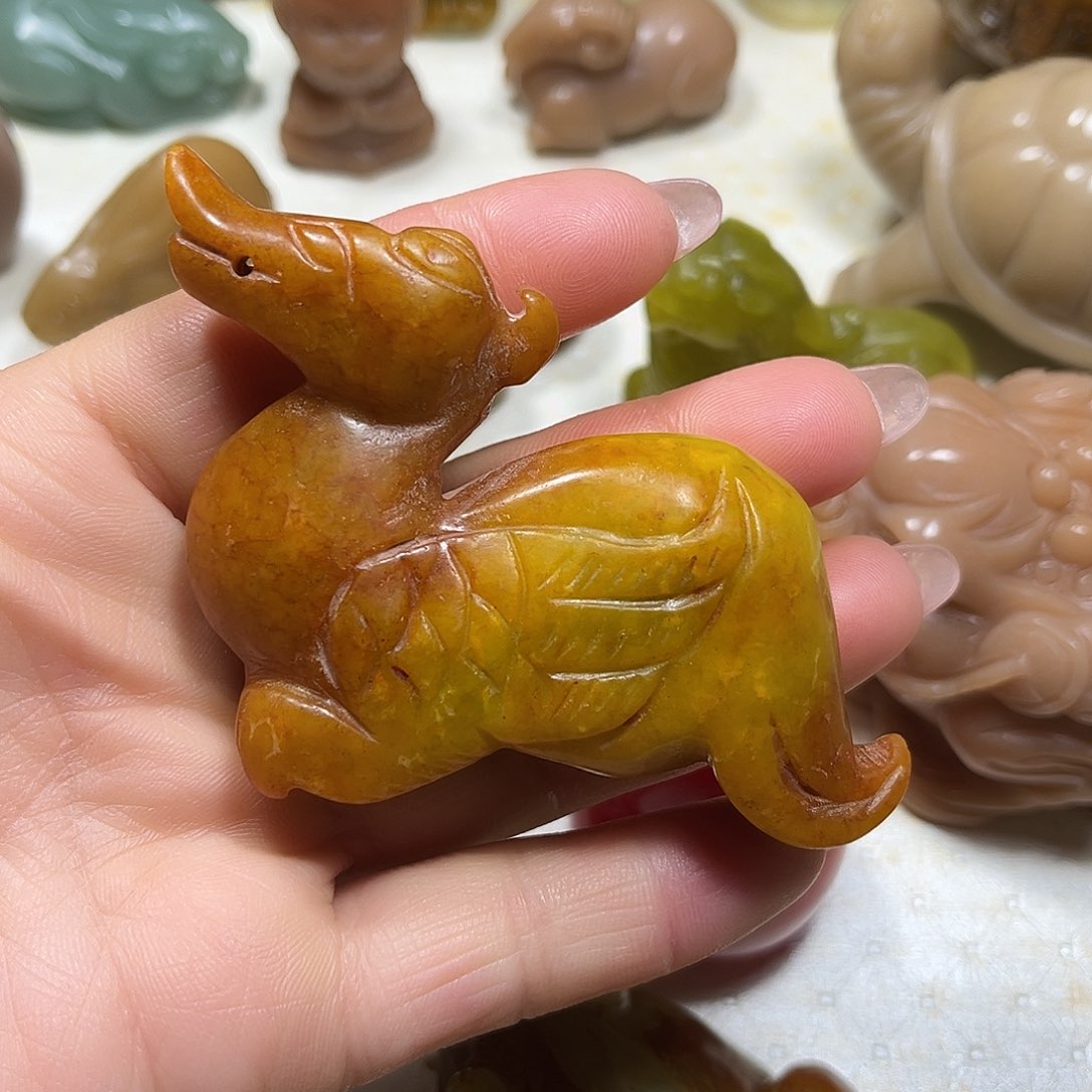 白玉菩提吊坠白玉菩提吊坠