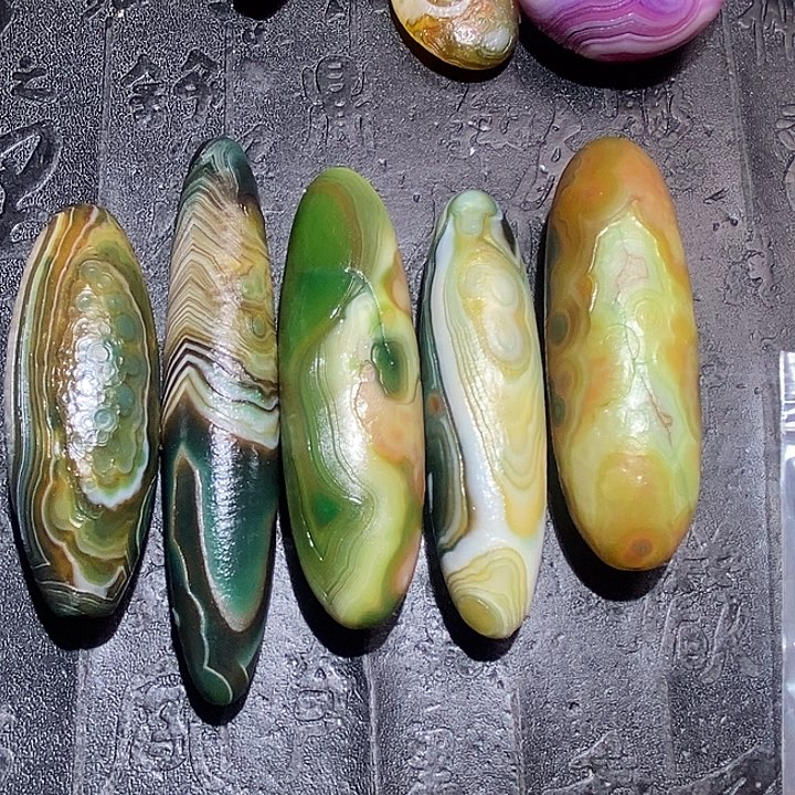 猫***石玛瑙/玉髓合金颈饰