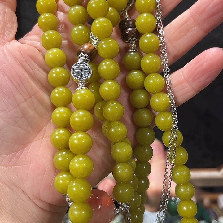 颈饰未镶嵌和田玉