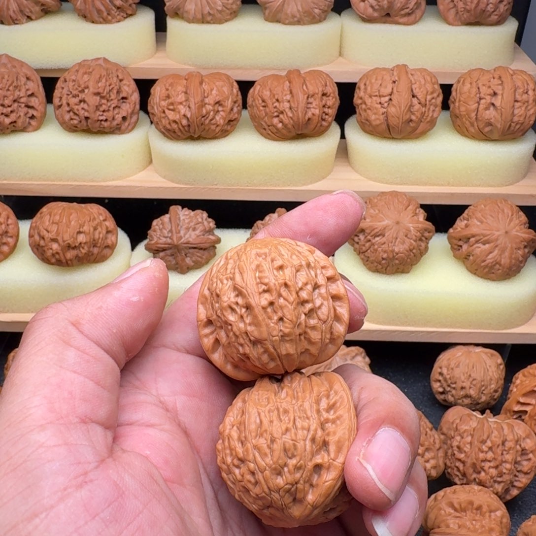 文玩核桃吊坠瞅*铁锤妹妹38+