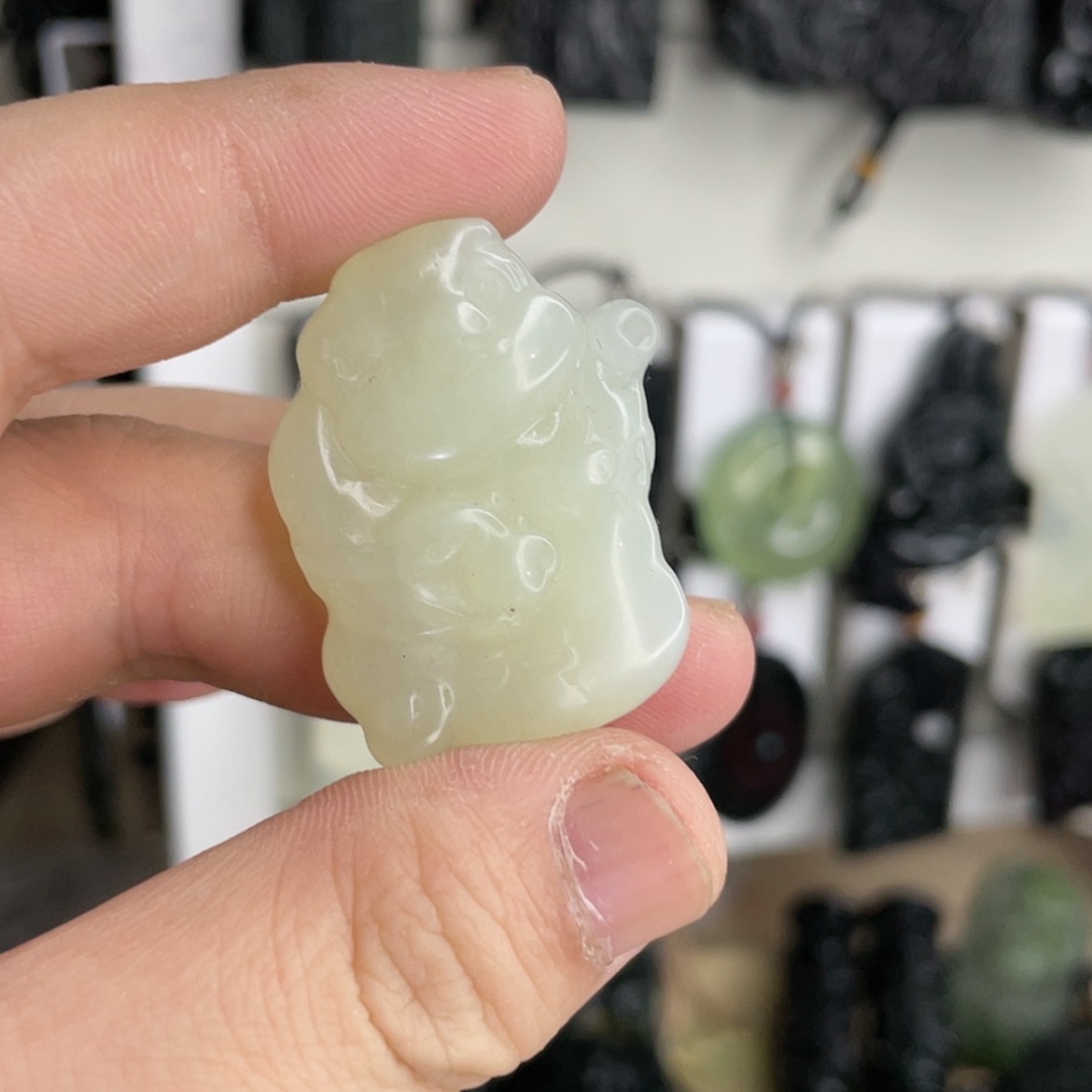 【闪购商品】岫玉颈饰未镶嵌蛇