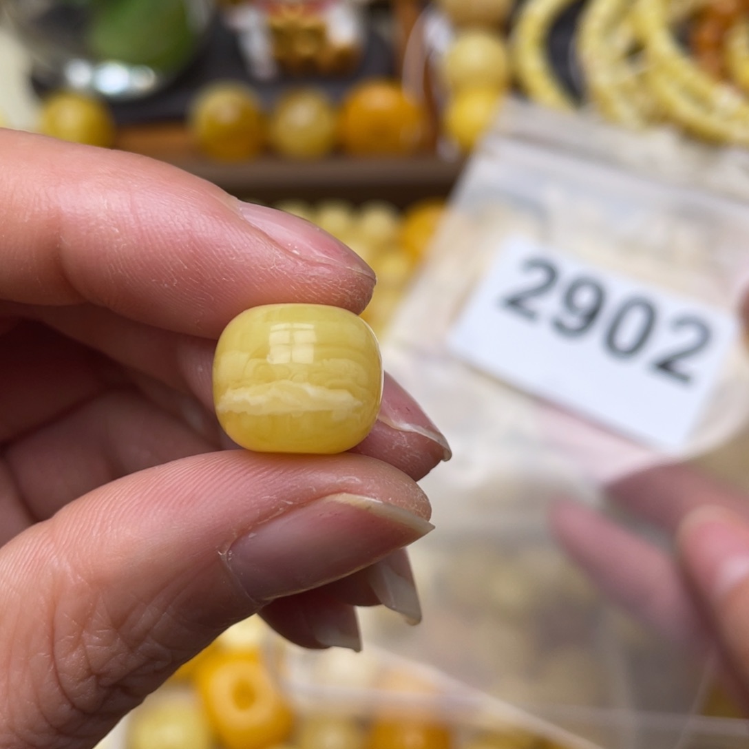 琥珀珠宝奇石未镶嵌13.7