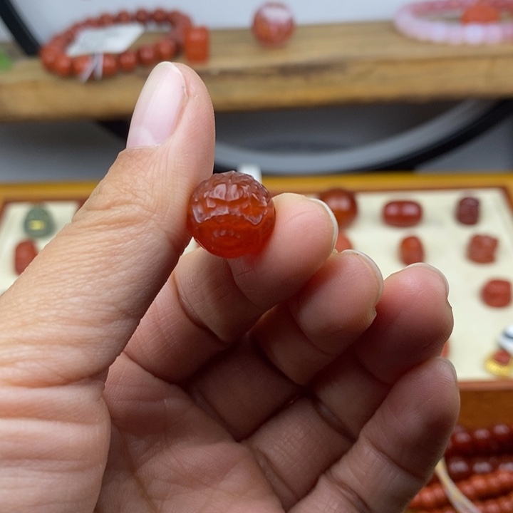 海***峰玛瑙/玉髓未镶嵌颈饰