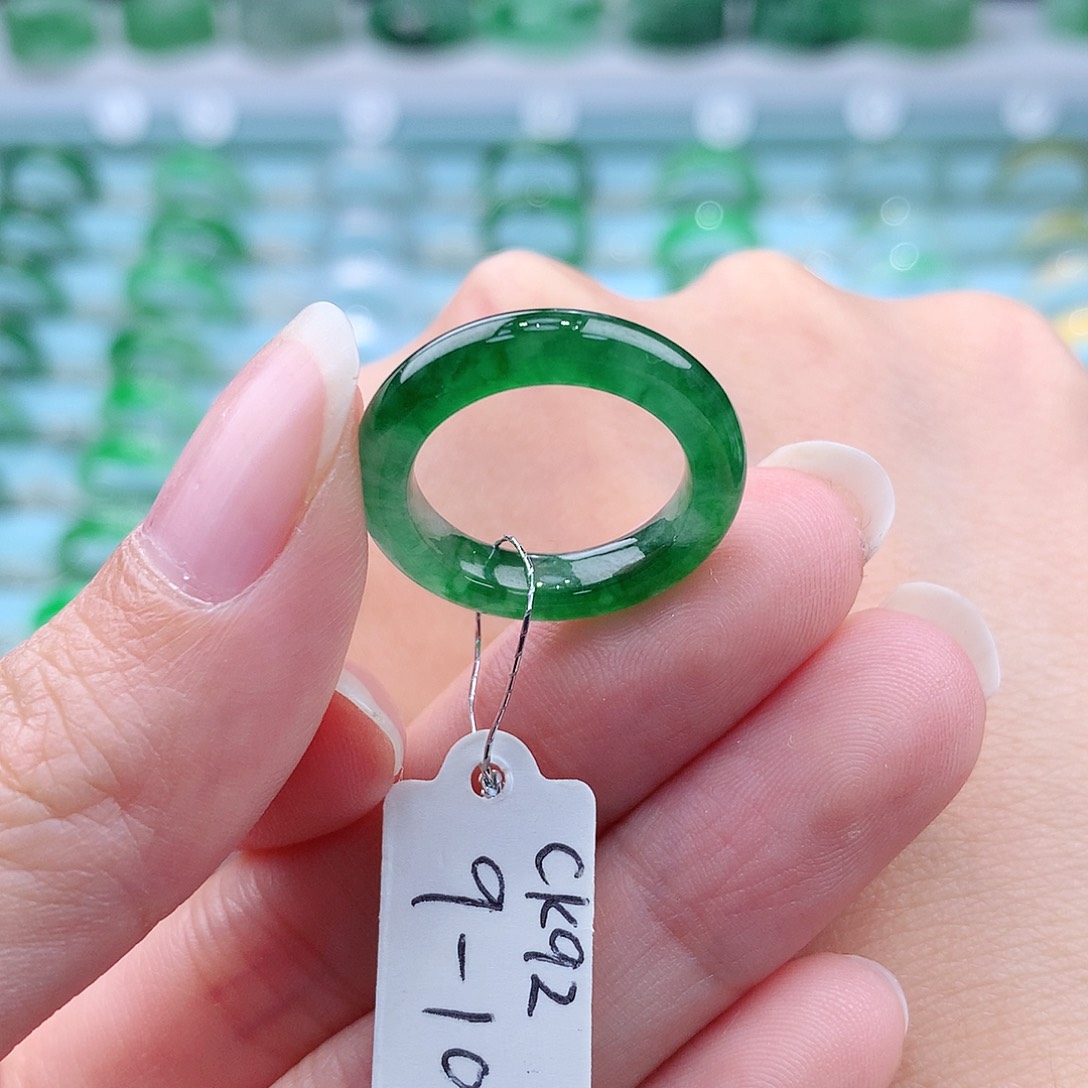 翡翠戒指未镶嵌缅甸翡翠A货