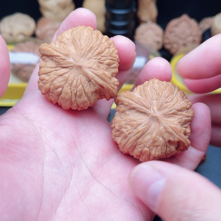 文玩核桃把件闷尖磨盘43×40×30