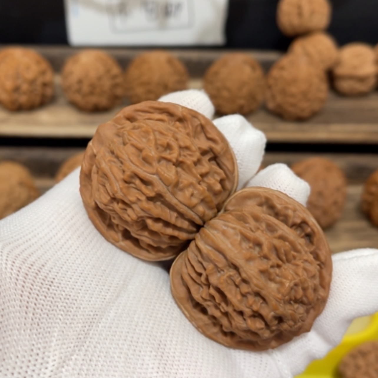 【闪购商品】核桃把件42尺寸楼子