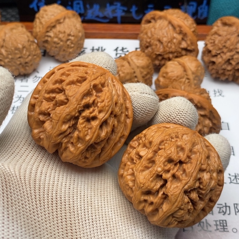 【闪购商品】吊坠文玩核桃@**T64粗筋