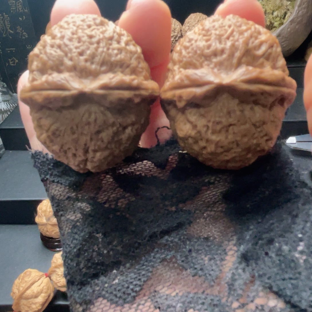 罗汗头………………………………