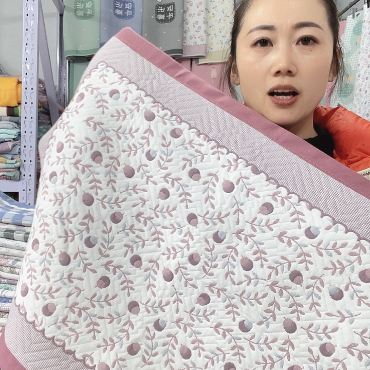 棉特价促销酒红色果实