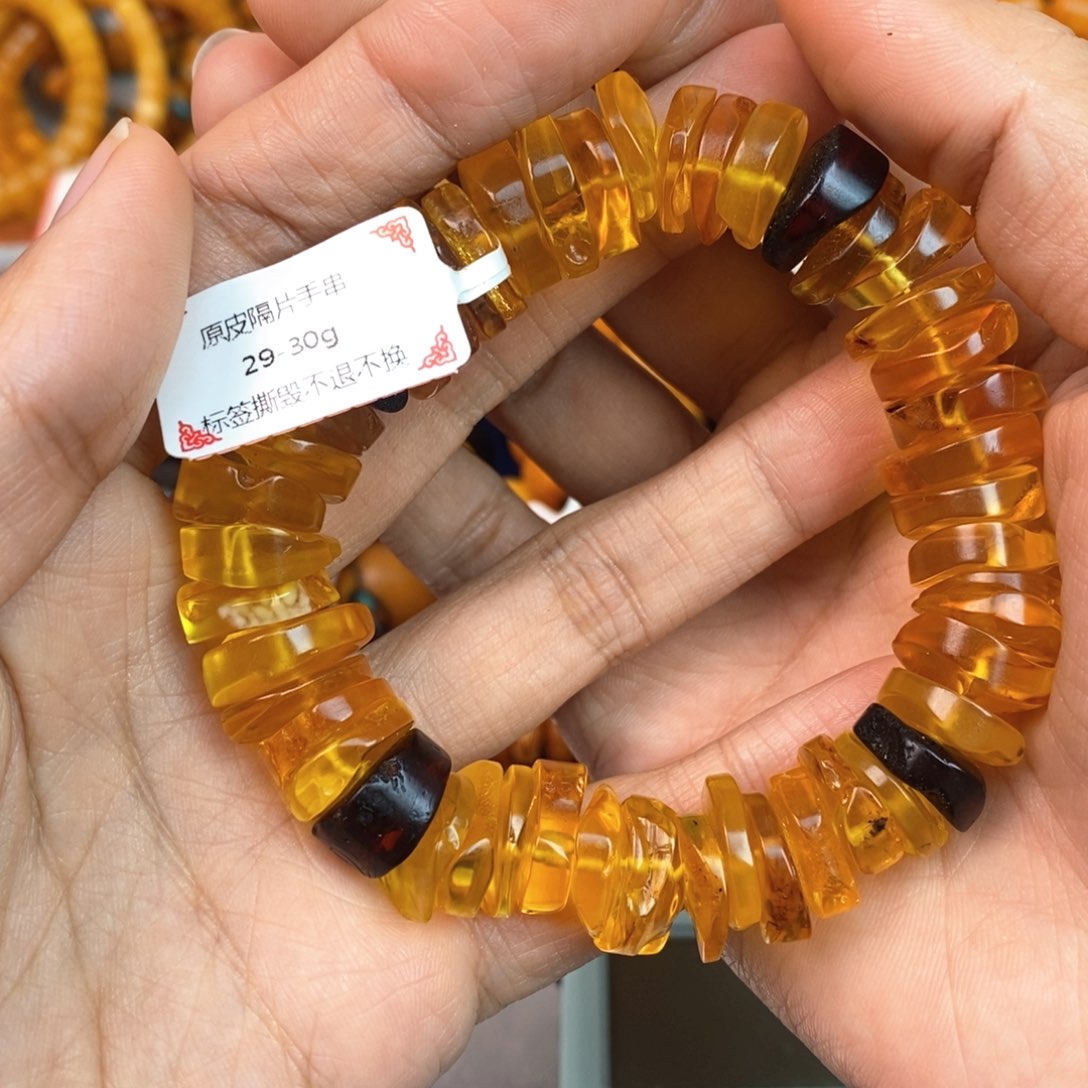 琥珀未镶嵌珠宝奇石