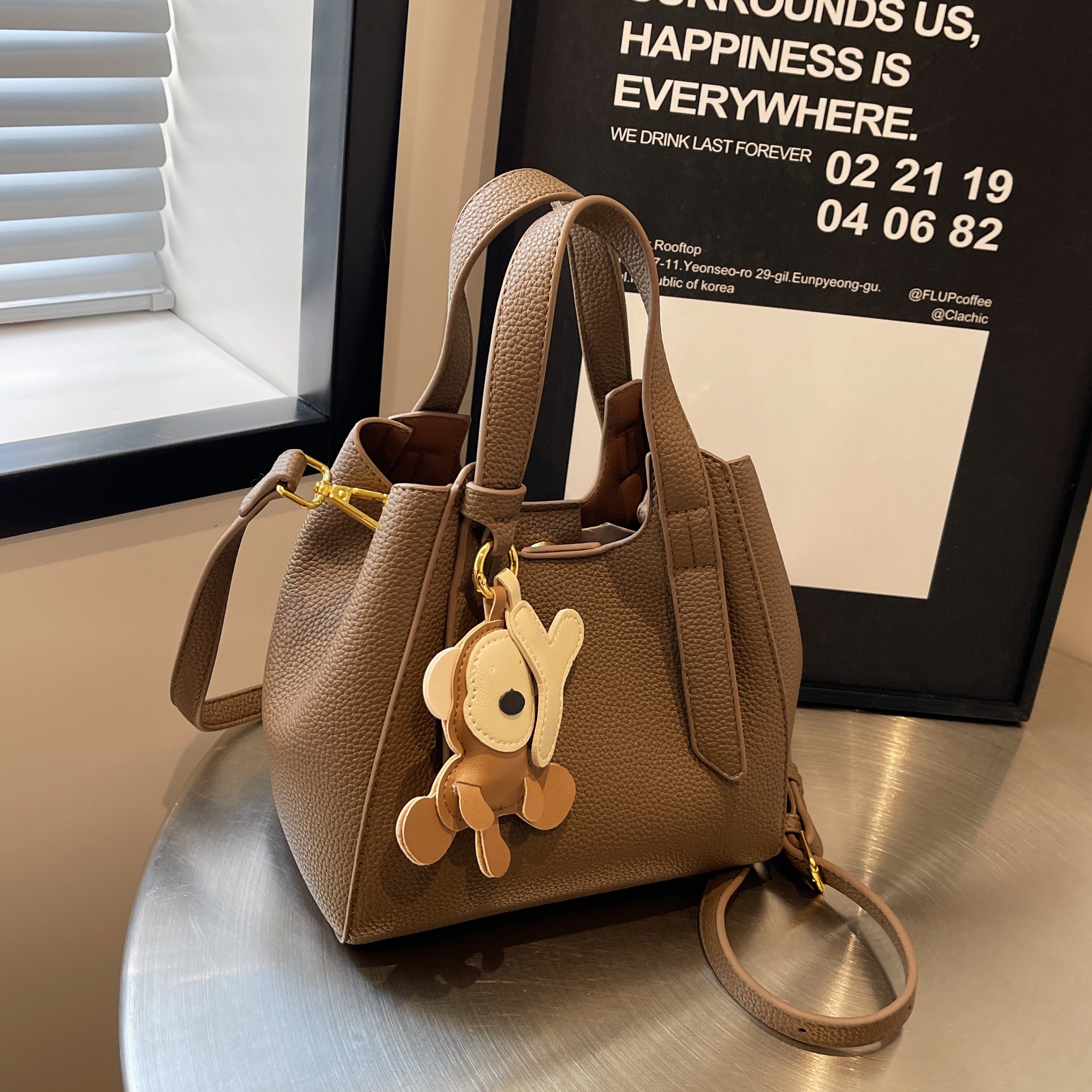 时尚通勤复古百搭小众设计湖泊流光风菜篮子单肩斜挎子母包F139