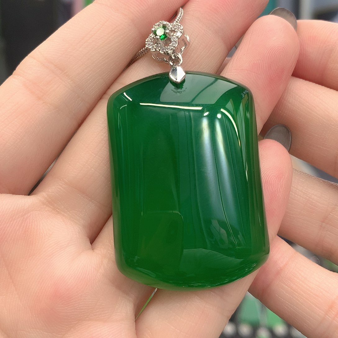 未镶嵌耳钉玛瑙/玉髓