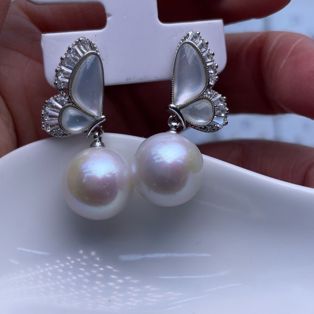 淡水珍珠耳饰未镶嵌