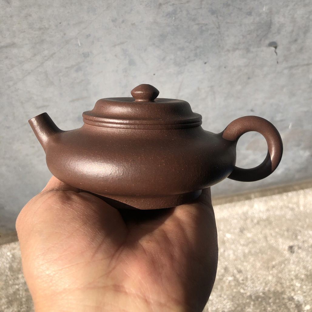 虚扁壶，黄龙山老紫泥容量180CC
