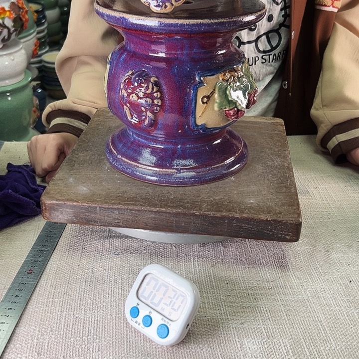 曹***。泳坤堂石湾花盆陶瓷