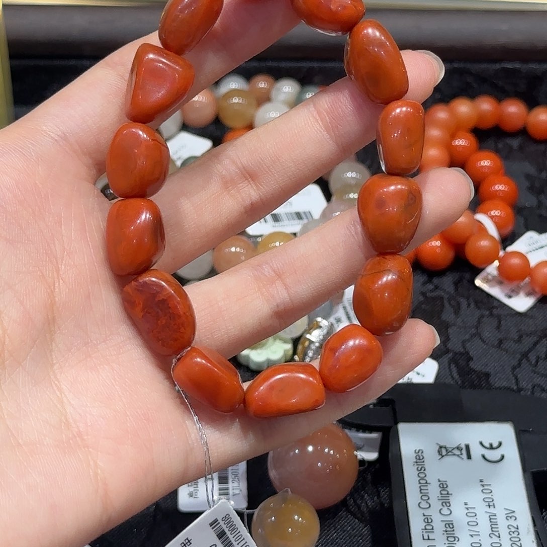 南红玛瑙未镶嵌手串随型瓦西 原矿