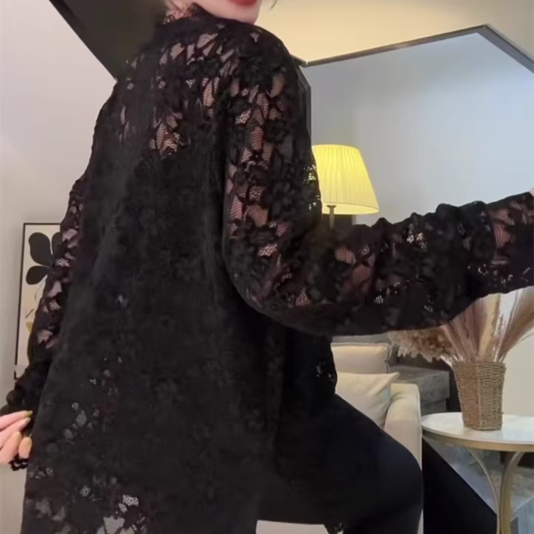 38-622987 蕾丝打底衫女新款V领镂空气质百搭上衣 DD/0113 Z888