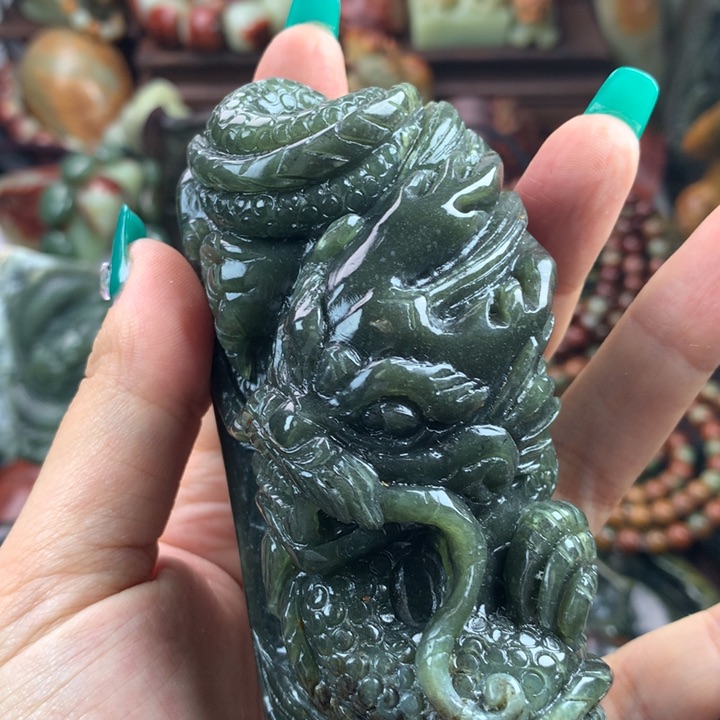 岫岩河磨玉（透闪石质玉）把件未镶嵌