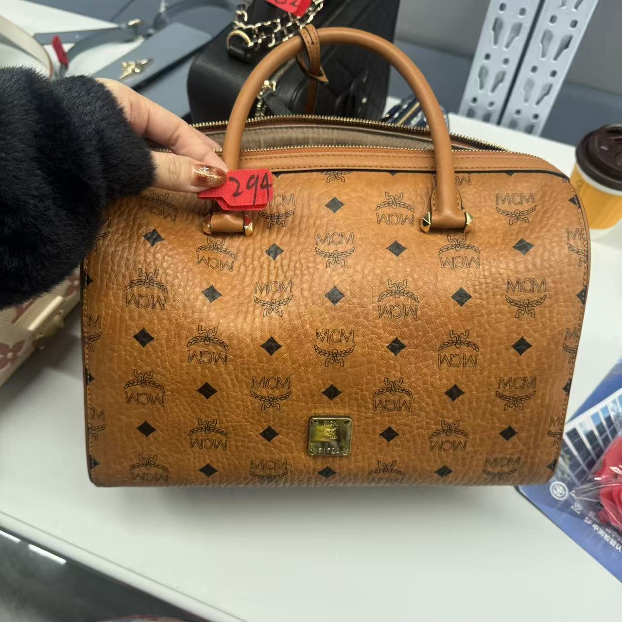 95新 MCM -8  294  qj  /二奢包包