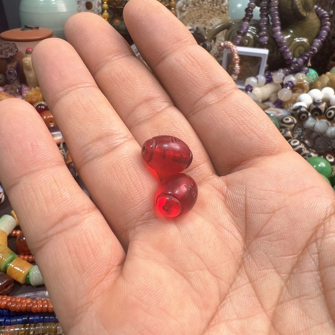 琥珀裸石未镶嵌做工精细细致精致大方