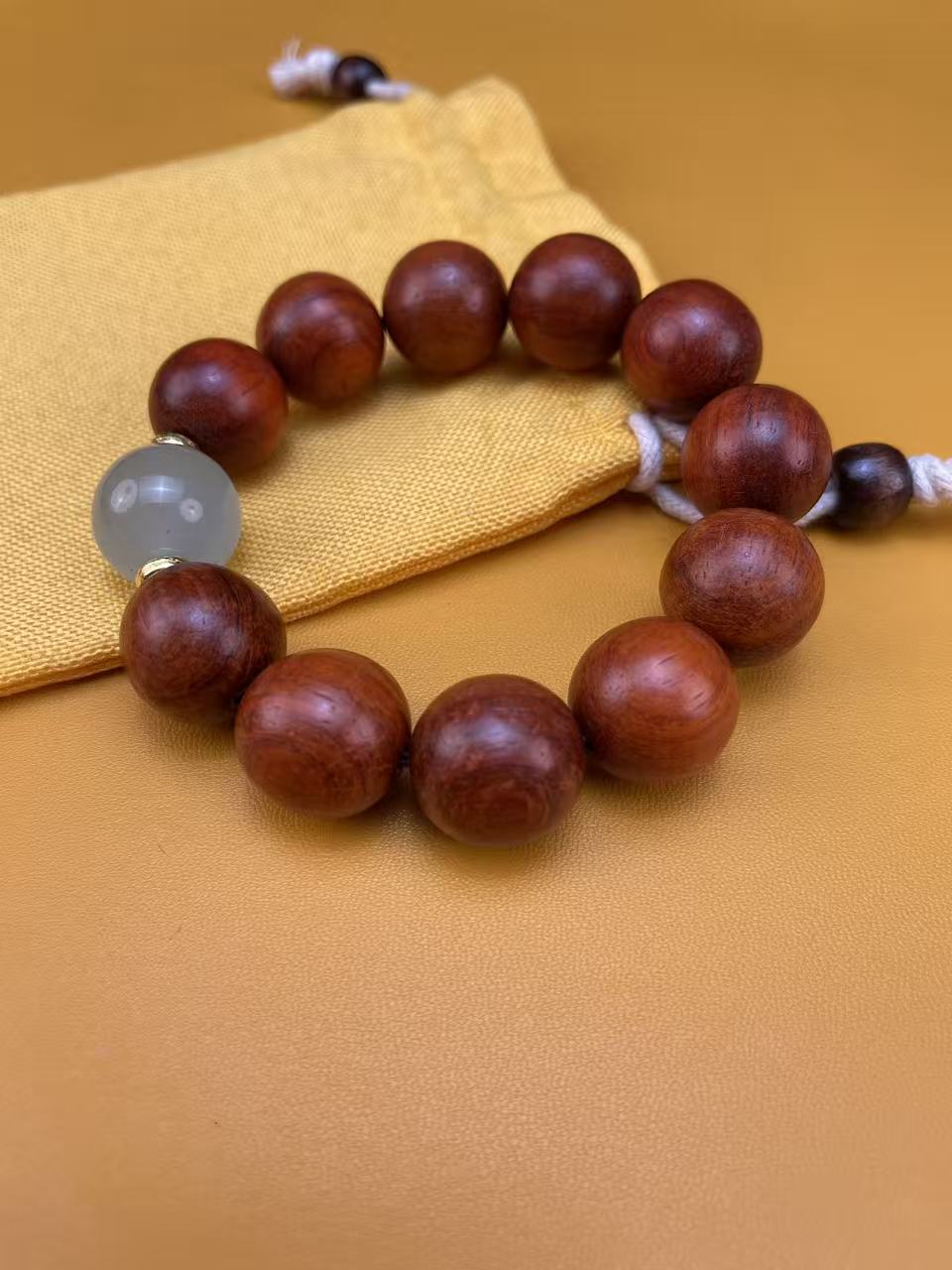 1199精选手串无礼盒