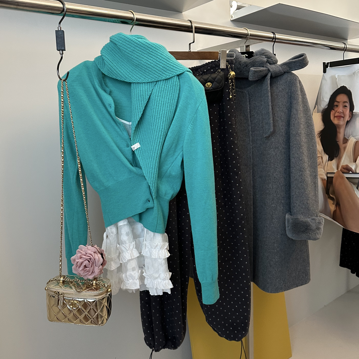 “披肩披肩薄荷绿小衫”韩女的必备小针织～