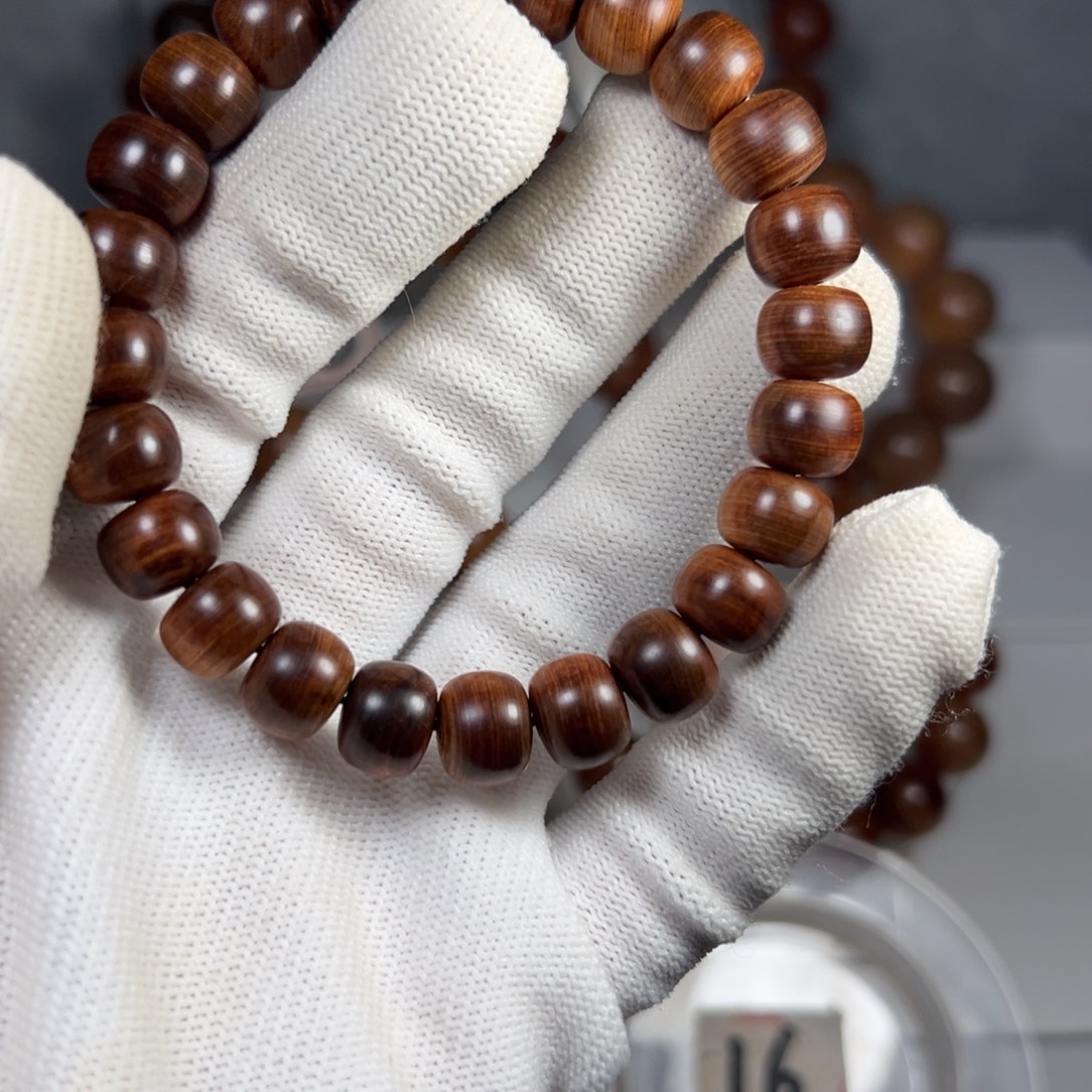 蜗***牛柏木手串/手链太行陈化崖柏手串