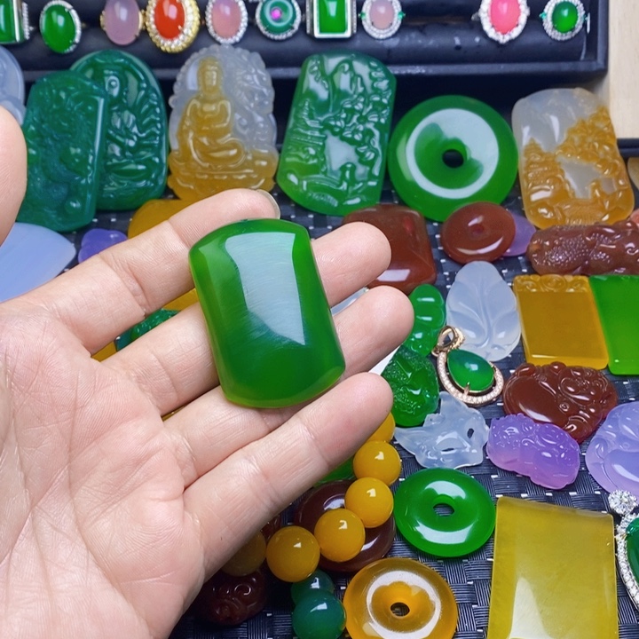 玛瑙/玉髓未镶嵌颈饰