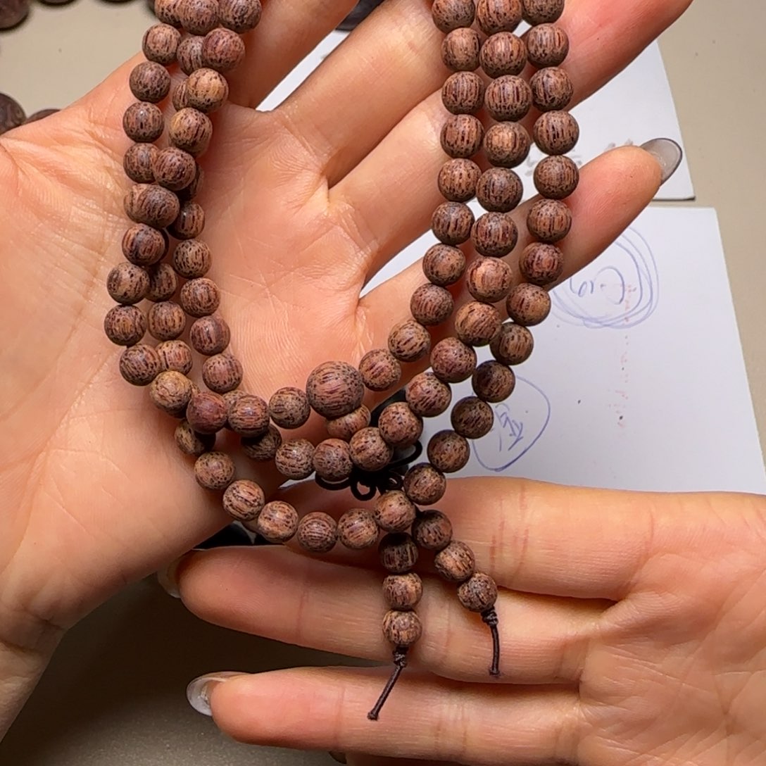 藤类降真香白油圆珠0.6*108多圈手串