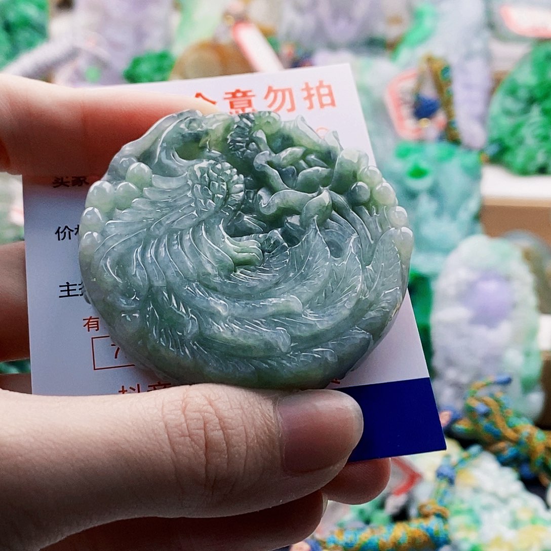 翡翠未镶嵌吊坠(不含链)