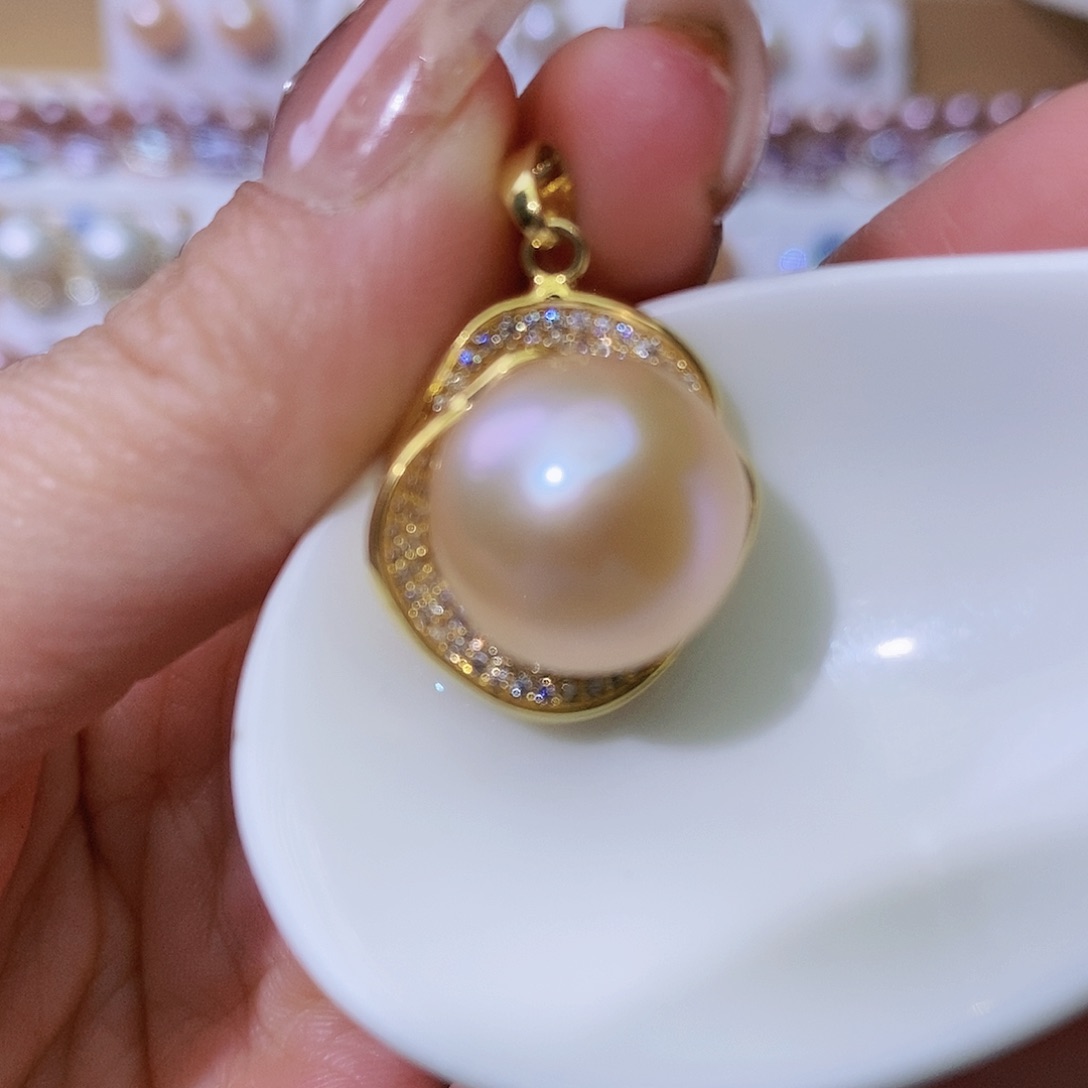 淡水珍珠颈饰合金