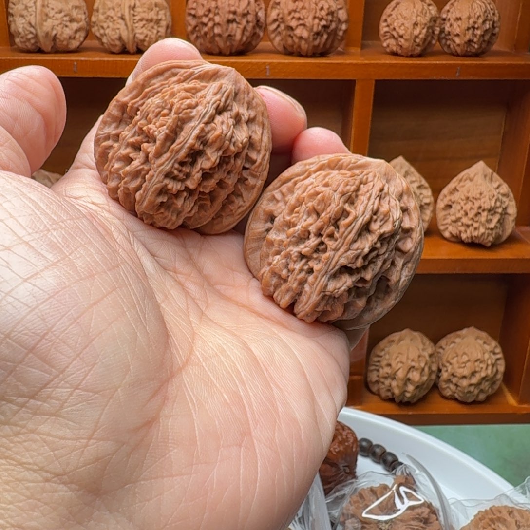 文玩核桃吊坠四座楼
