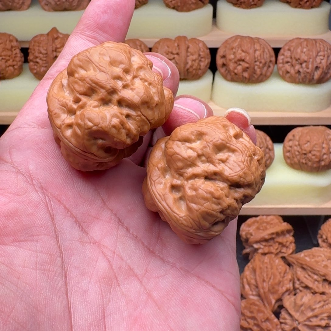 文玩核桃吊坠古蟾39