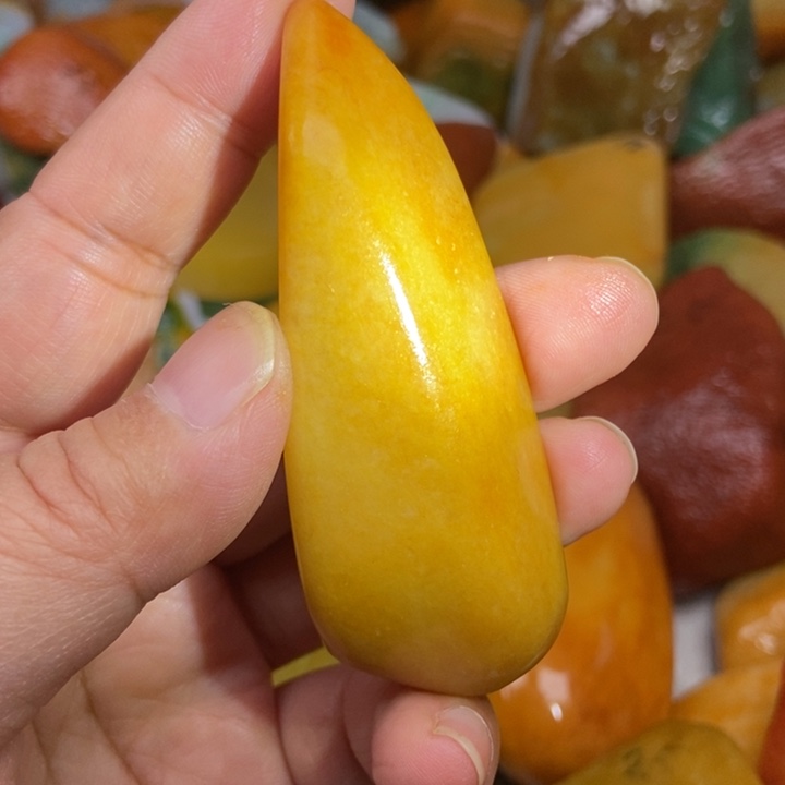 翡翠未镶嵌颈饰缅甸翡翠