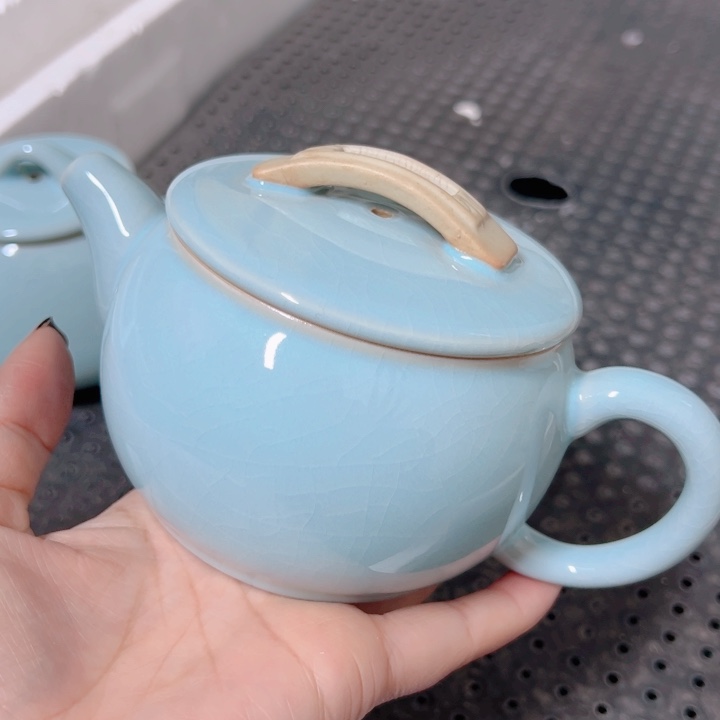 杯汝瓷原产地生产瑕品