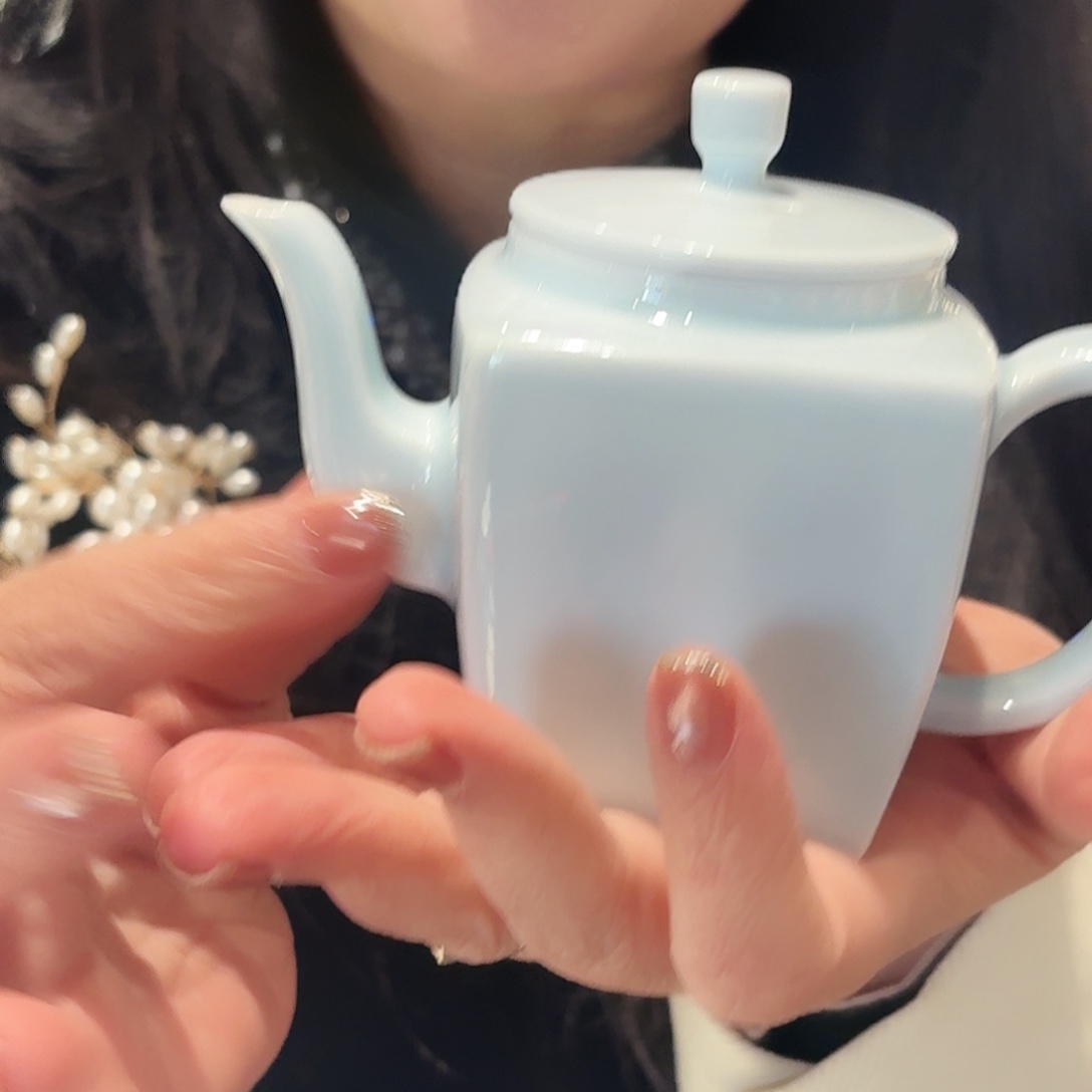 景德镇陶瓷高温方形茶壶