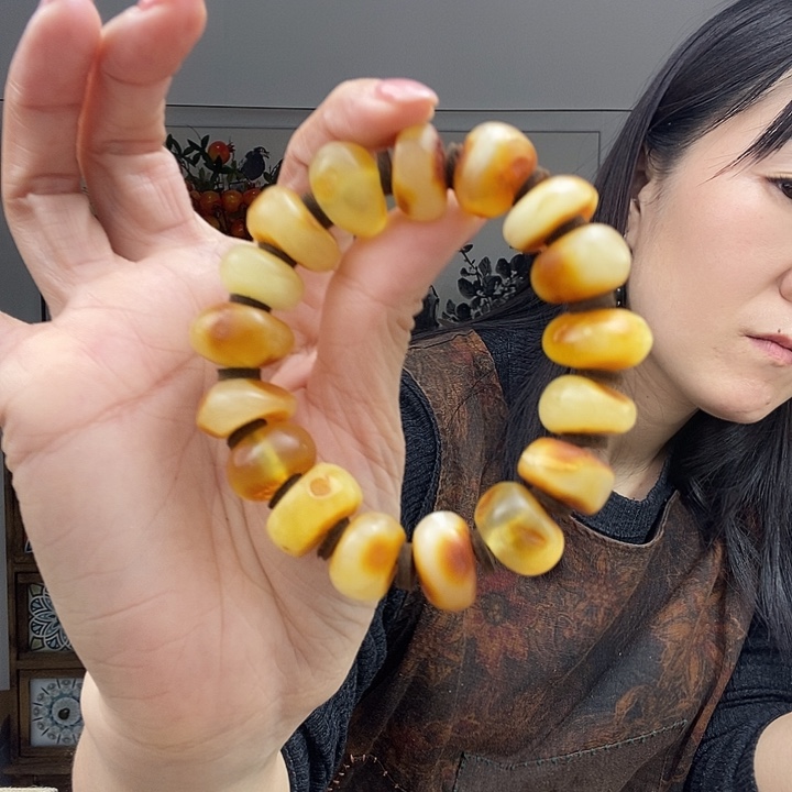 蜜蜡手串未镶嵌手串