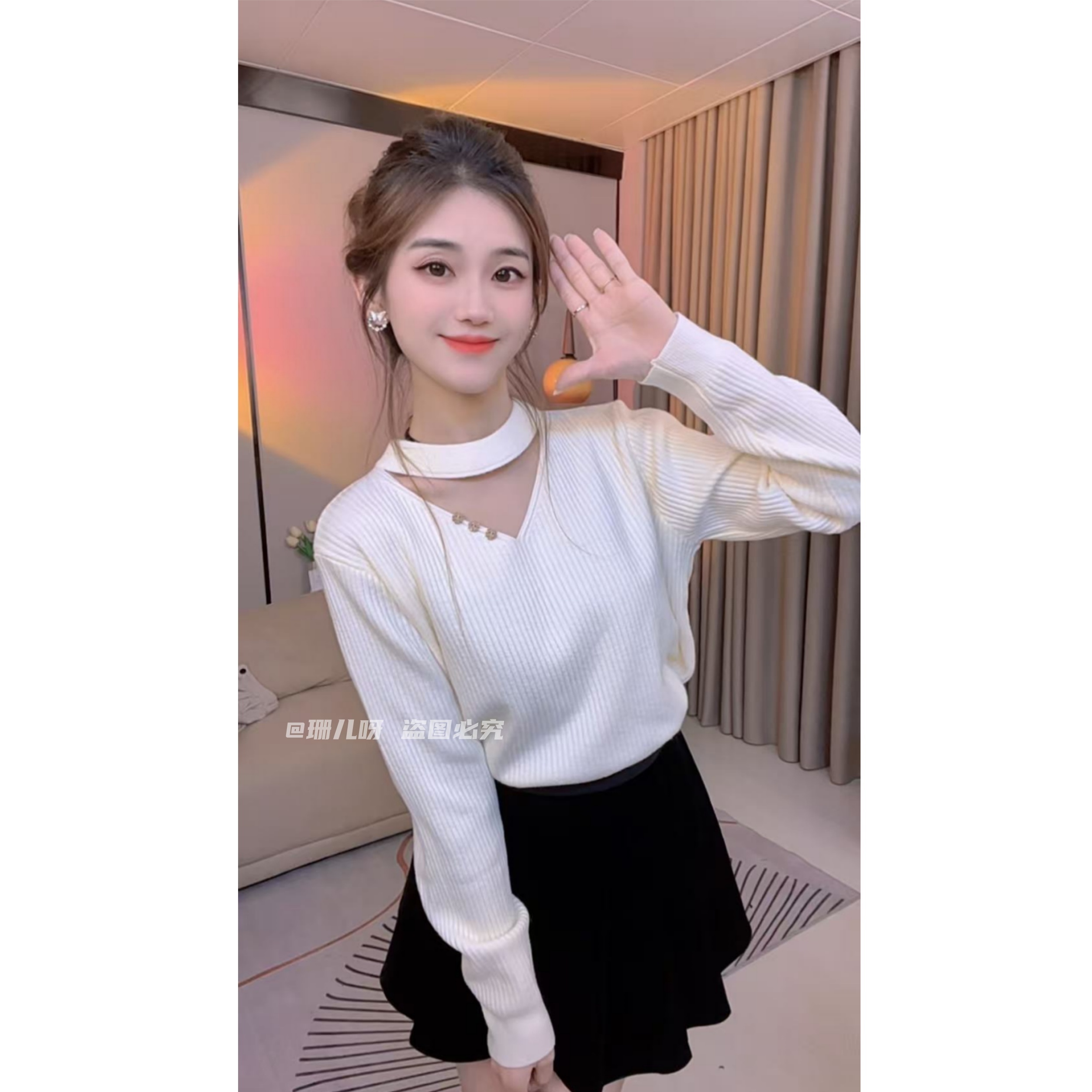 简约气质设计领针织衫女秋冬新款韩系百搭通勤套头V领纯色打底衫