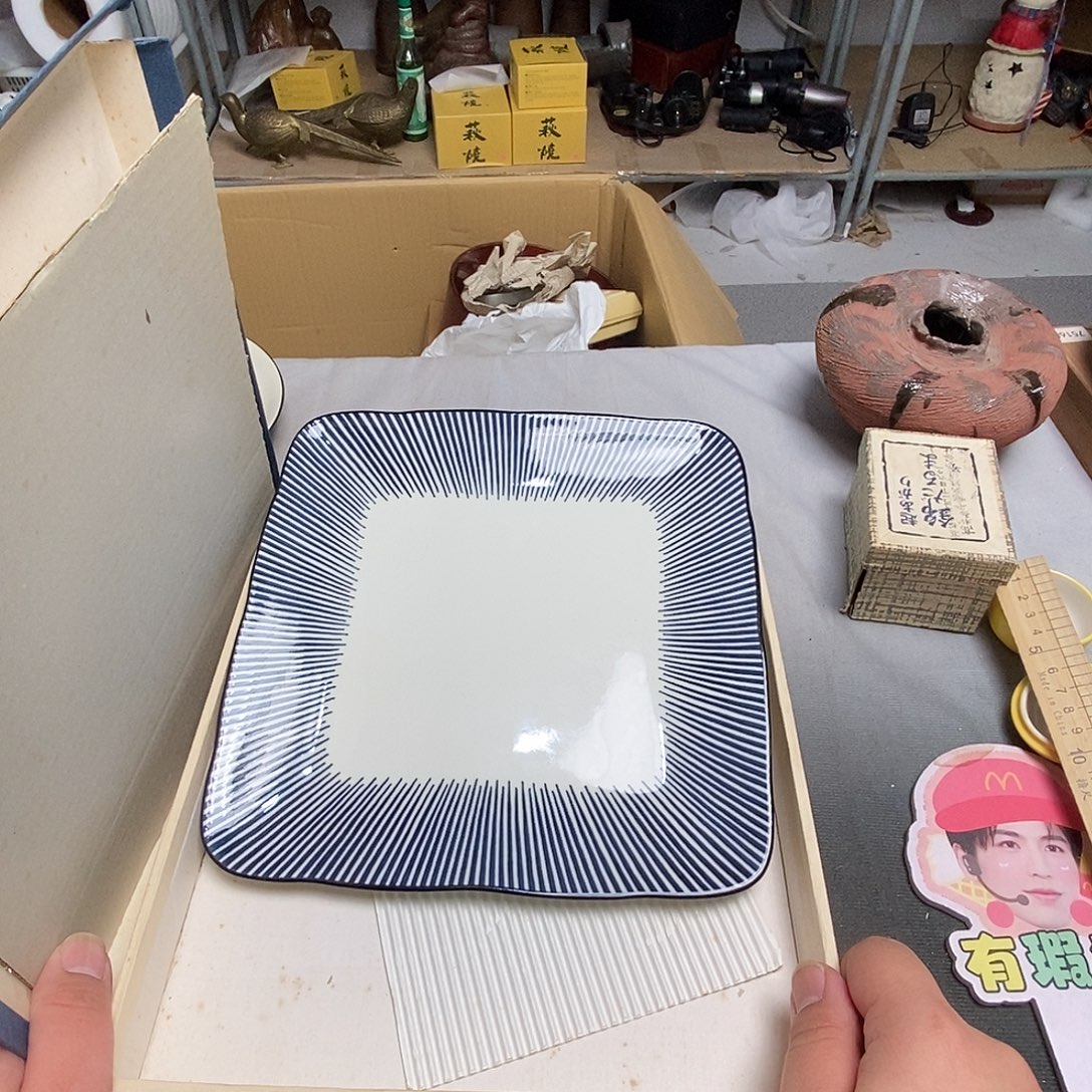 栀***.盘子默认微瑕不退不换看好在拍