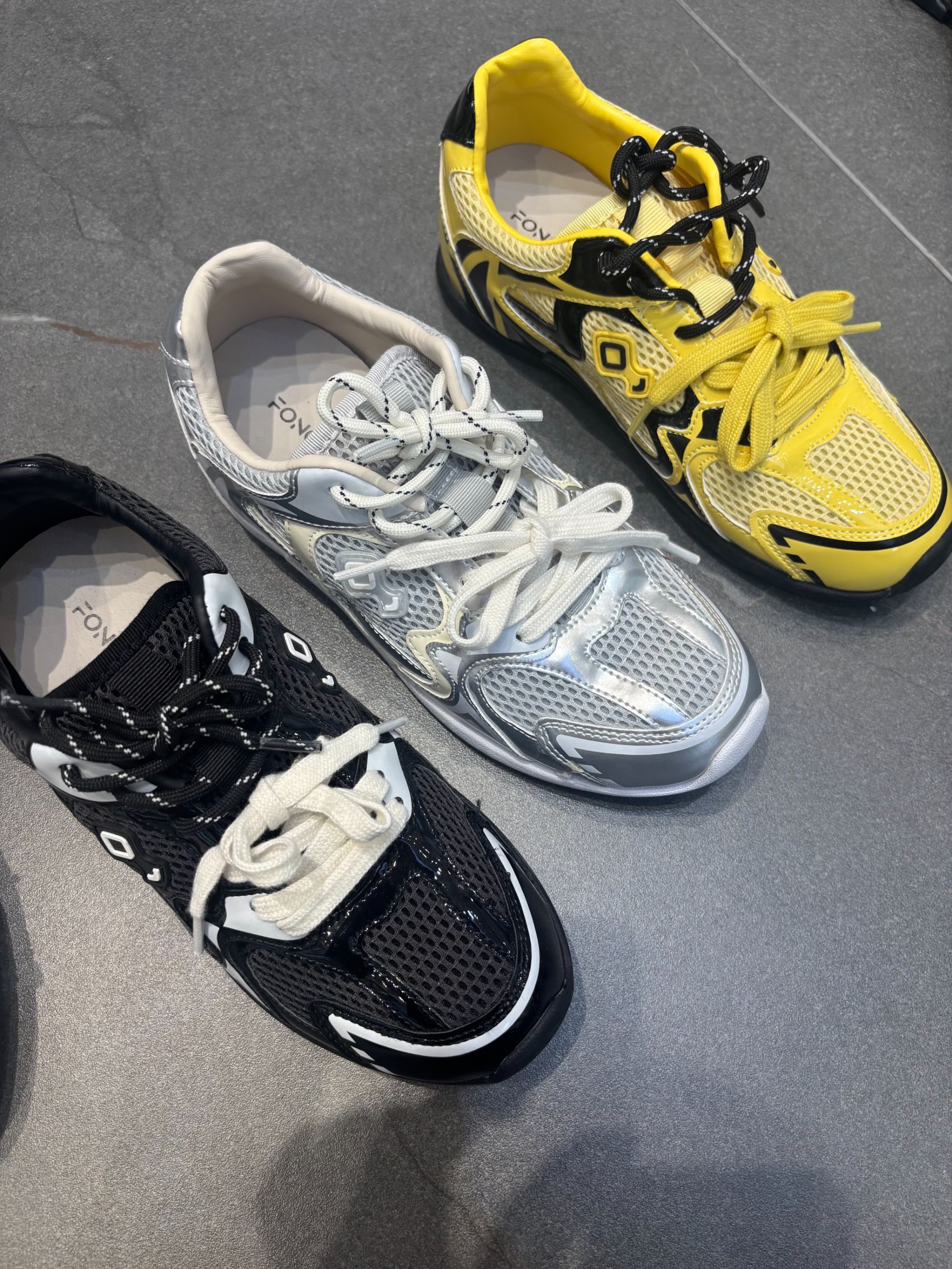 方研网面赛车运动阿甘鞋23250-67