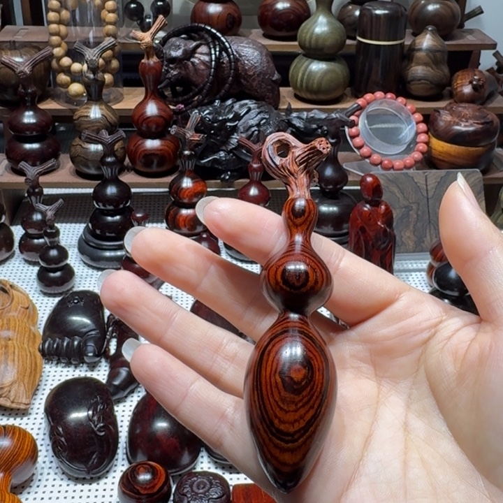 五***爷微凹黄檀（南美大红酸枝）蚂蚁葫芦