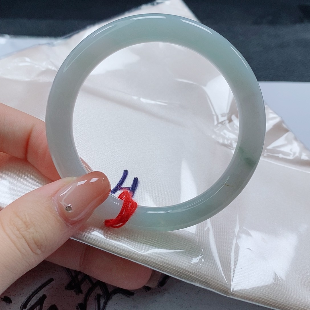 【闪购商品】未镶嵌手镯（圆镯）翡翠我***呀490号