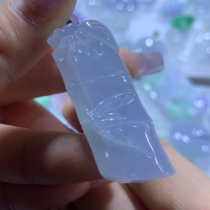 翡翠未镶嵌颈饰天然翡翠A货吊坠