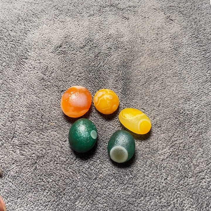 把***！玛瑙/玉髓未镶嵌珠宝奇石