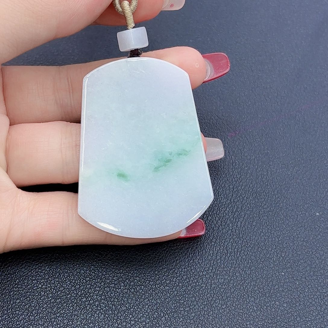 翡翠颈饰未镶嵌无事牌吊坠