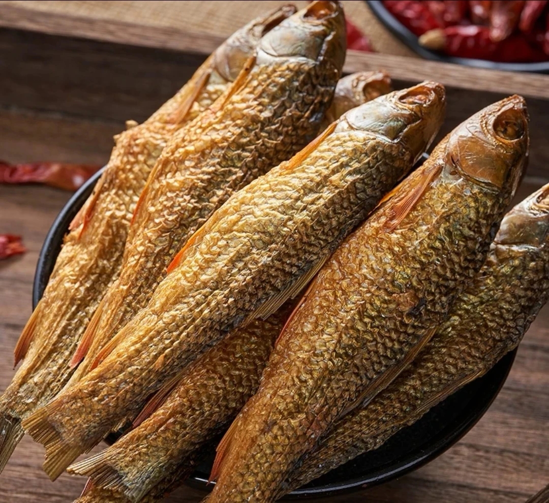 湖南特产农家烟熏小桃鱼