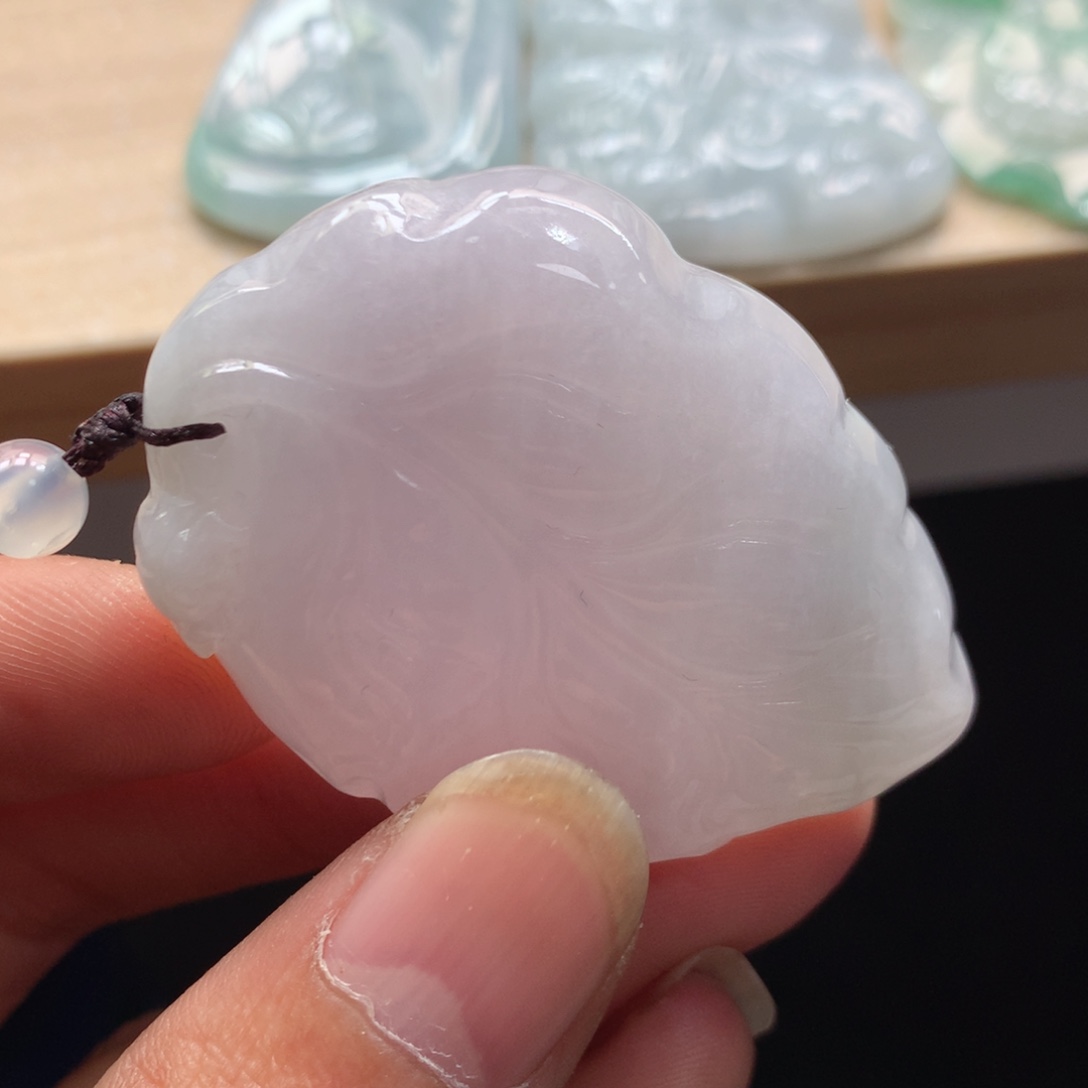 颈饰未镶嵌翡翠吊坠